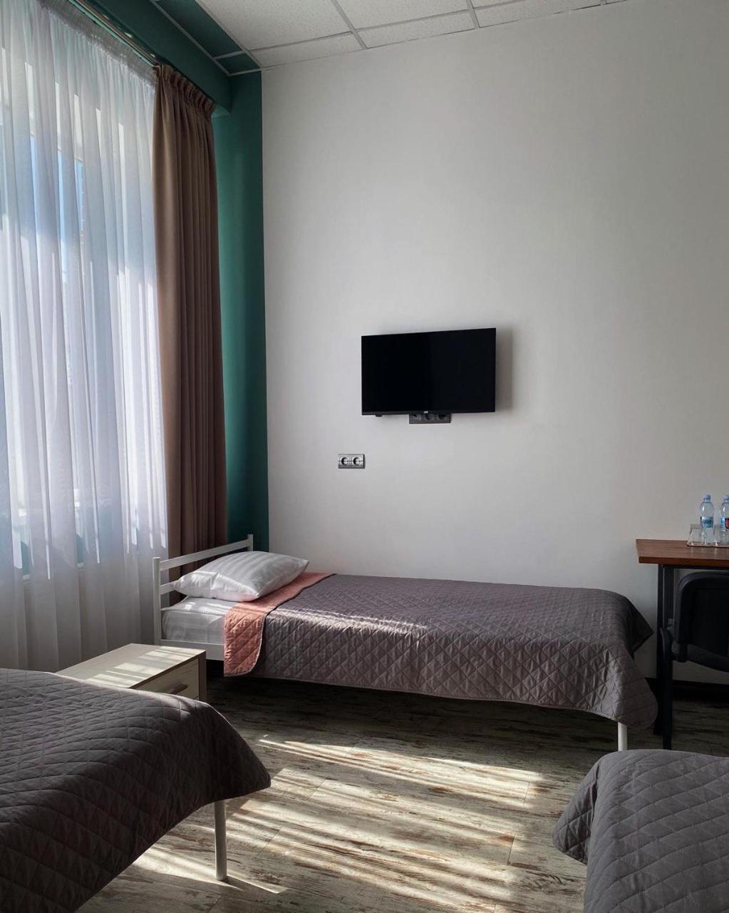 Gosudar Hotel Kropyvnytsky Buitenkant foto