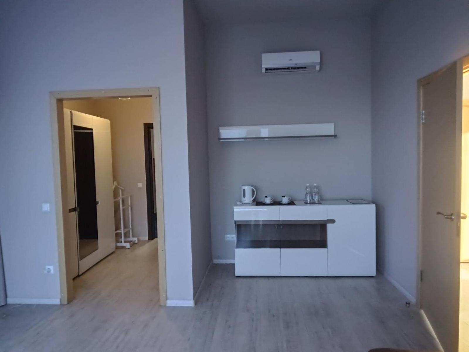 Gosudar Hotel Kropyvnytsky Buitenkant foto