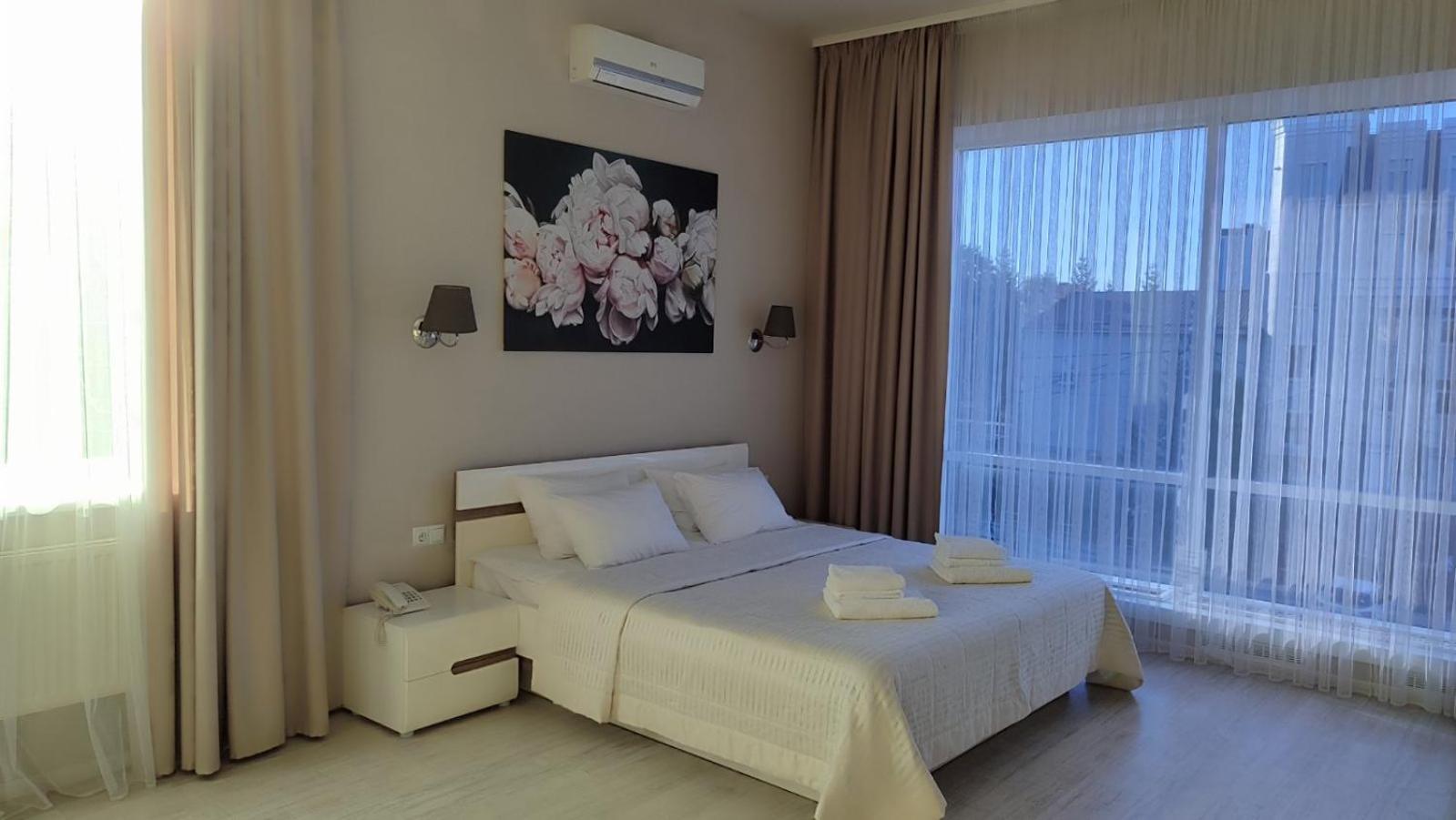 Gosudar Hotel Kropyvnytsky Kamer foto