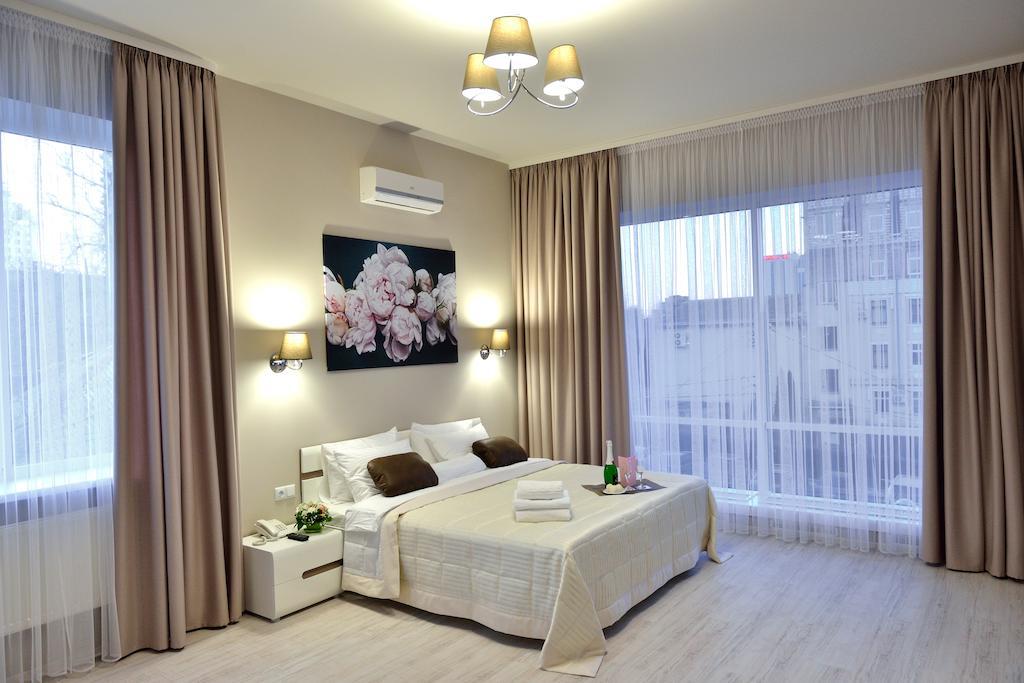 Gosudar Hotel Kropyvnytsky Kamer foto